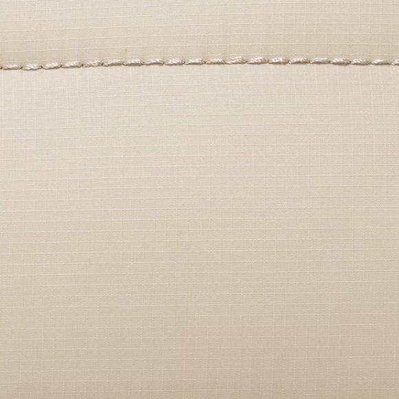 Lululemon Everywhere Belt Bag Large 2L Wunder Puff in Trench - Picture 6 of 9